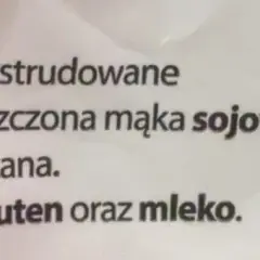Napis na opakowaniu: Kotlety sojowe ekstrudowane, Składniki: odtłuszczona mąka sojowa bez GMO 96%, skrobia ziemniaczana. Może zawierać gluten i mleko.
