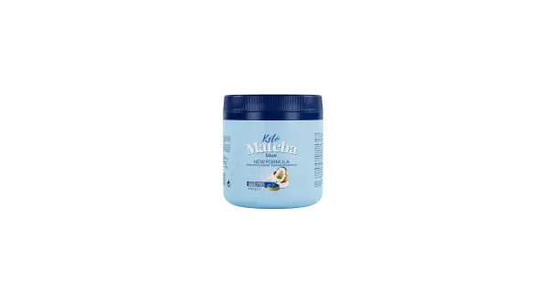 Niebieski słoiczek Keto Matcha Blue z nową formułą i kokosowym smakiem. Szukasz, keto matcha blue gdzie kupić?